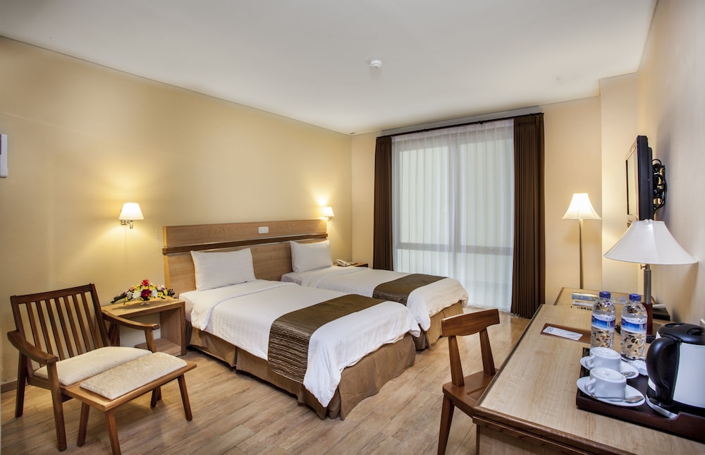 Merapi Merbabu Hotel Yogyakarta Powered by Archipelago 9/40