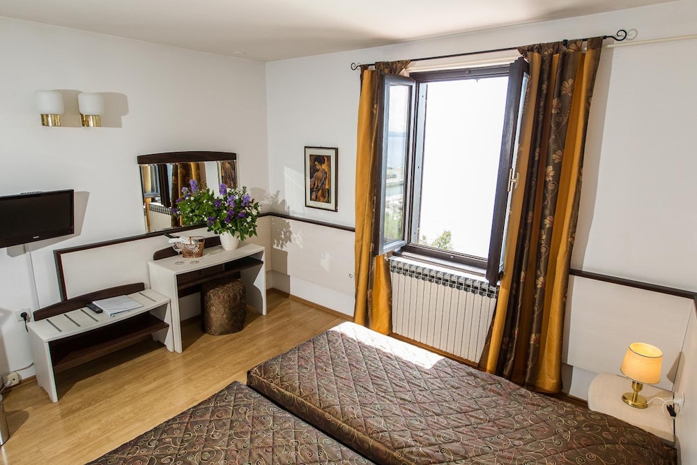 Hotel Kastel 13/30