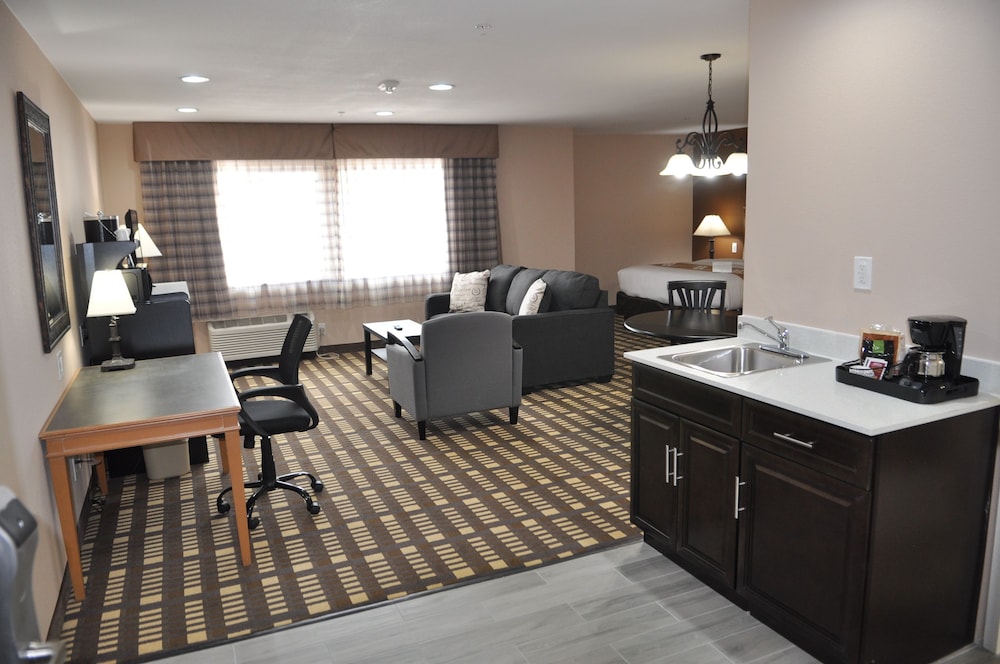 QUALITY INN AND SUITES PLANO EAST RICHARDSON 42/62