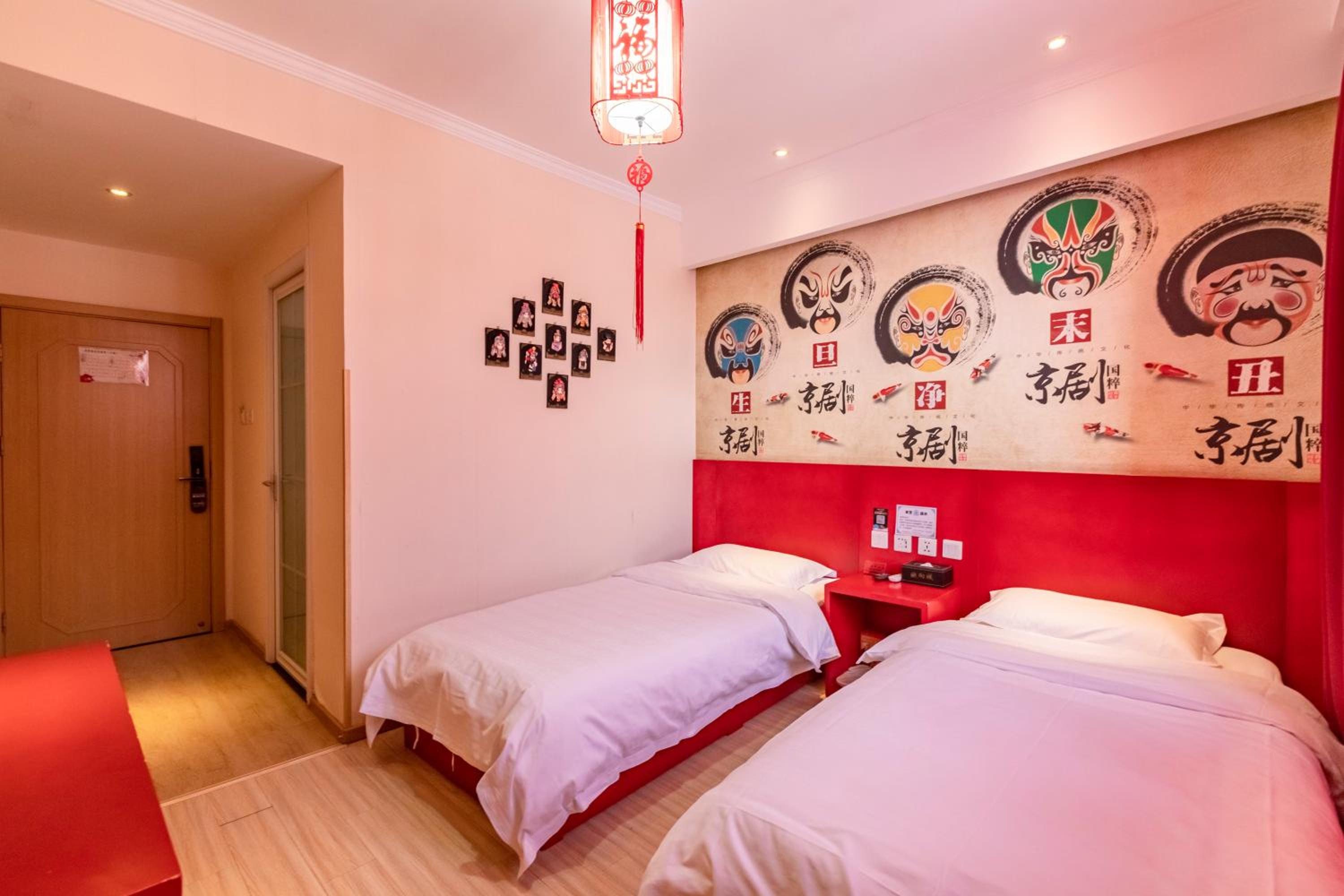 Dragon King Hostel 14/70