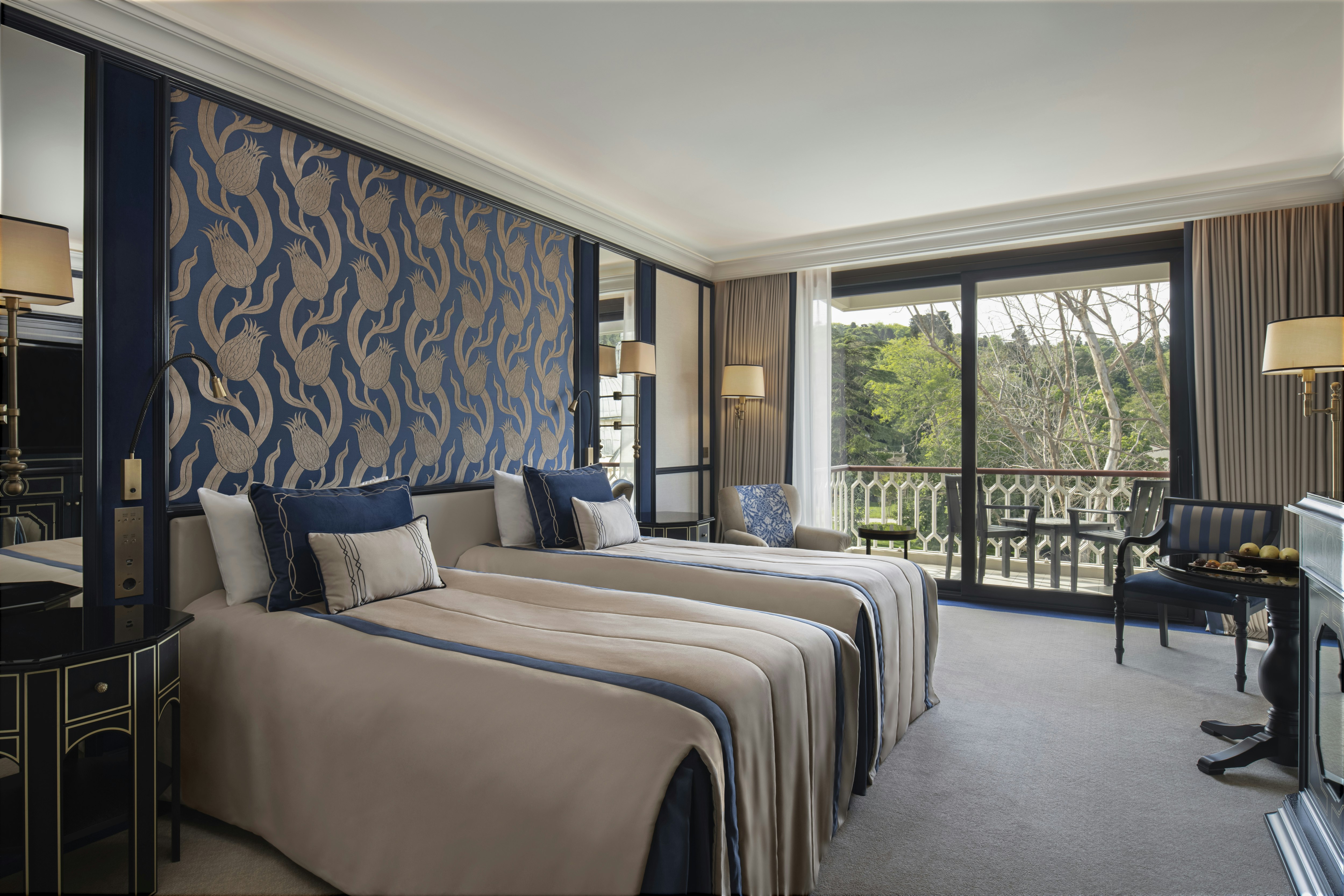 Yildiz, Twin Beds