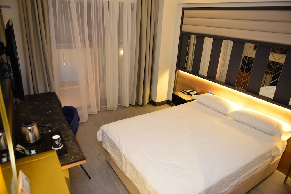 STANDARD, TWIN BEDS