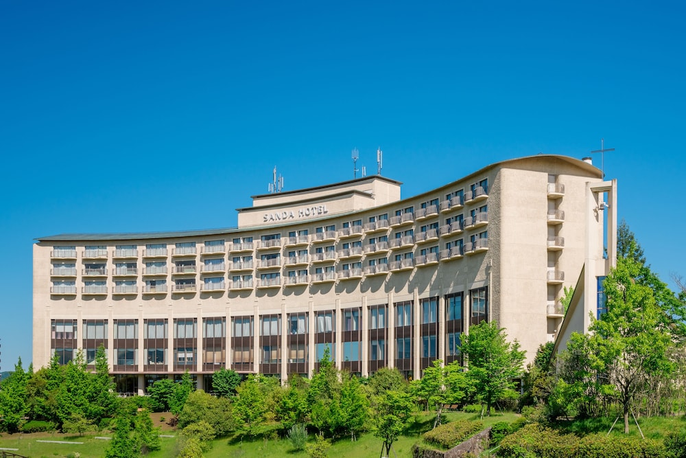 The Celecton Premier Kobe Sanda Hotel 2/68