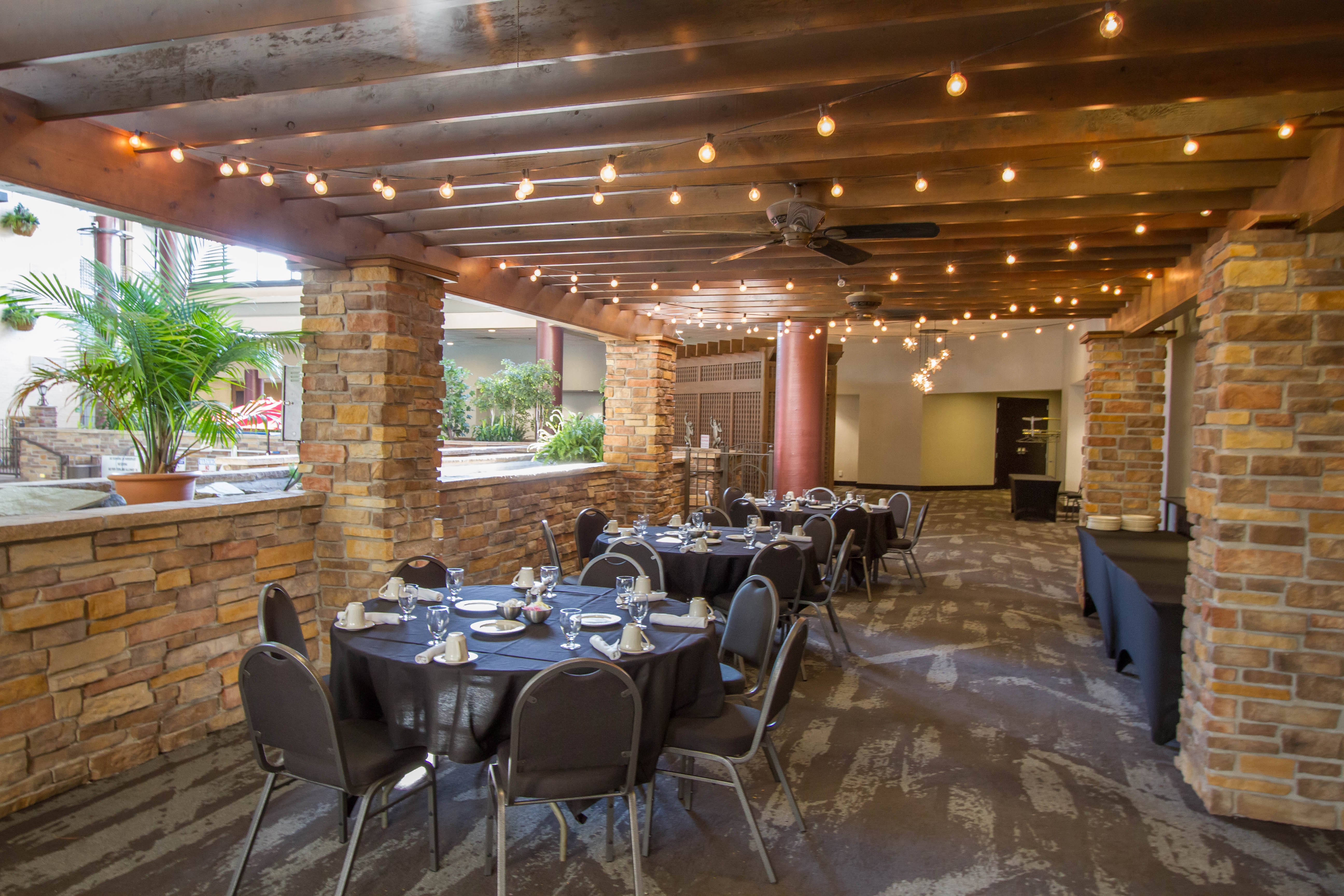 Holiday Inn Bloomington Airport South Mall Area 38/41
