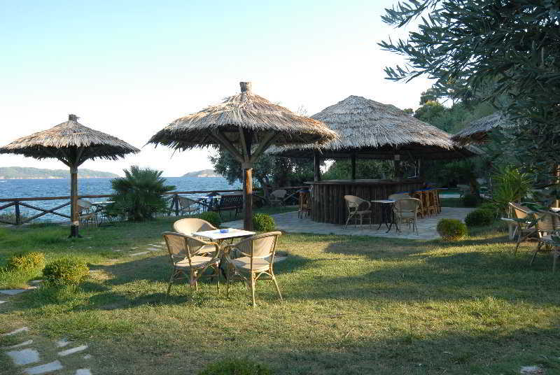 VASSILIAS BEACH APARTMENTS 26/31