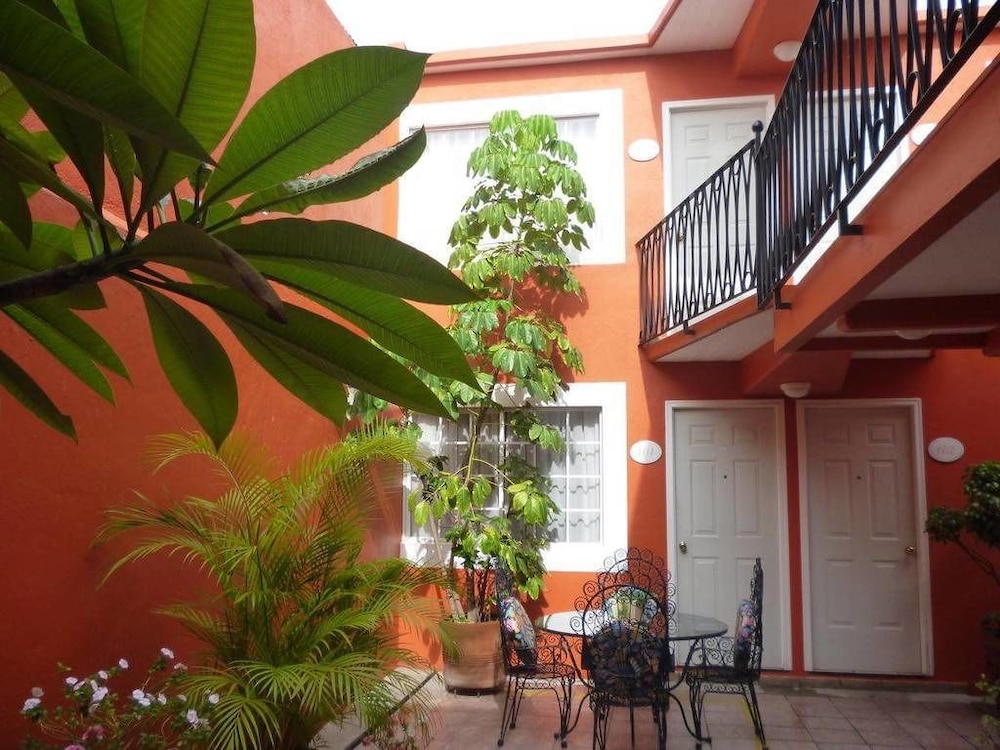 Hotel Camba 8/50