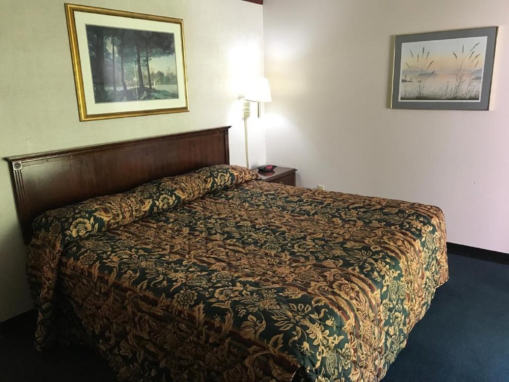 Sequim Bay Lodge 38/43