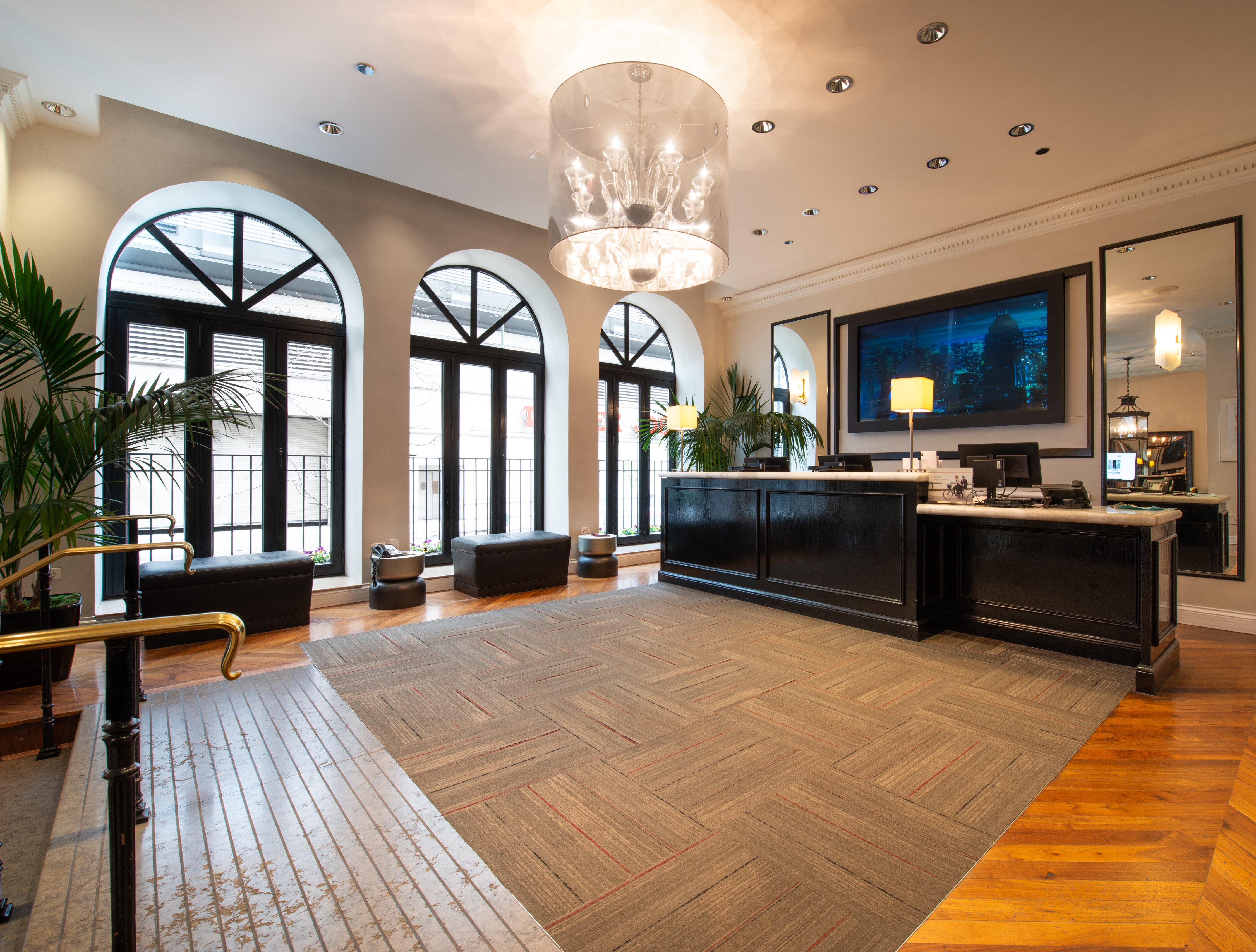 Holiday Inn Express Chicago - Magnificent Mile 7/37