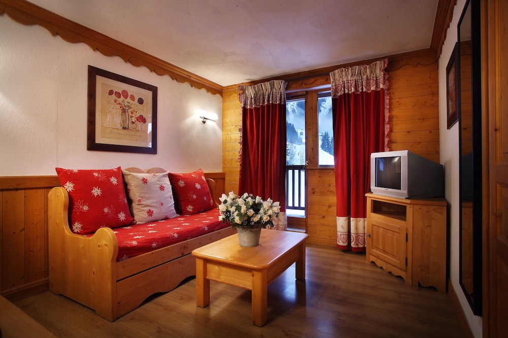 Chalet des Neiges - Oz en Oisans(Sat arr/dep only 27/50