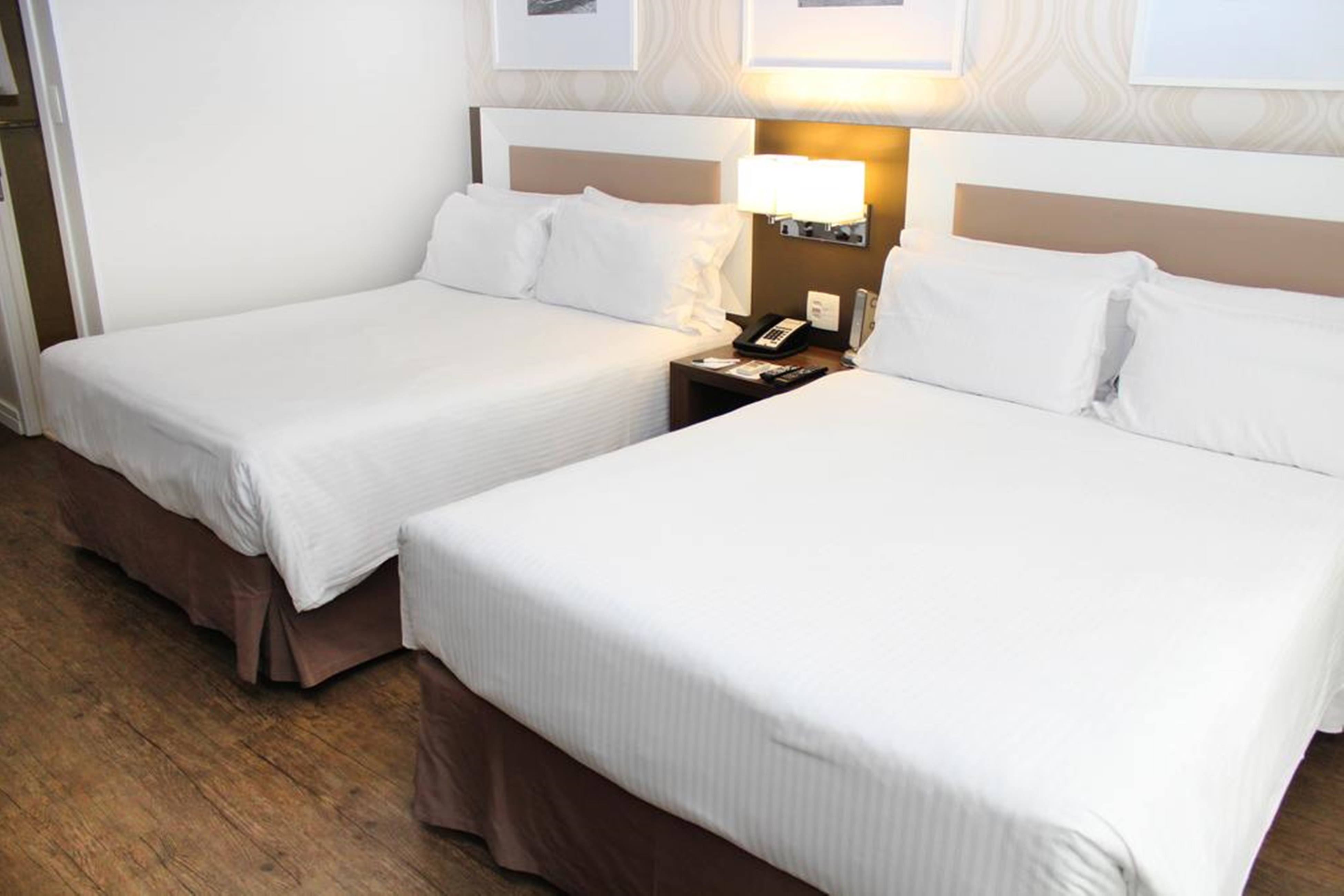 Room, Twin Beds