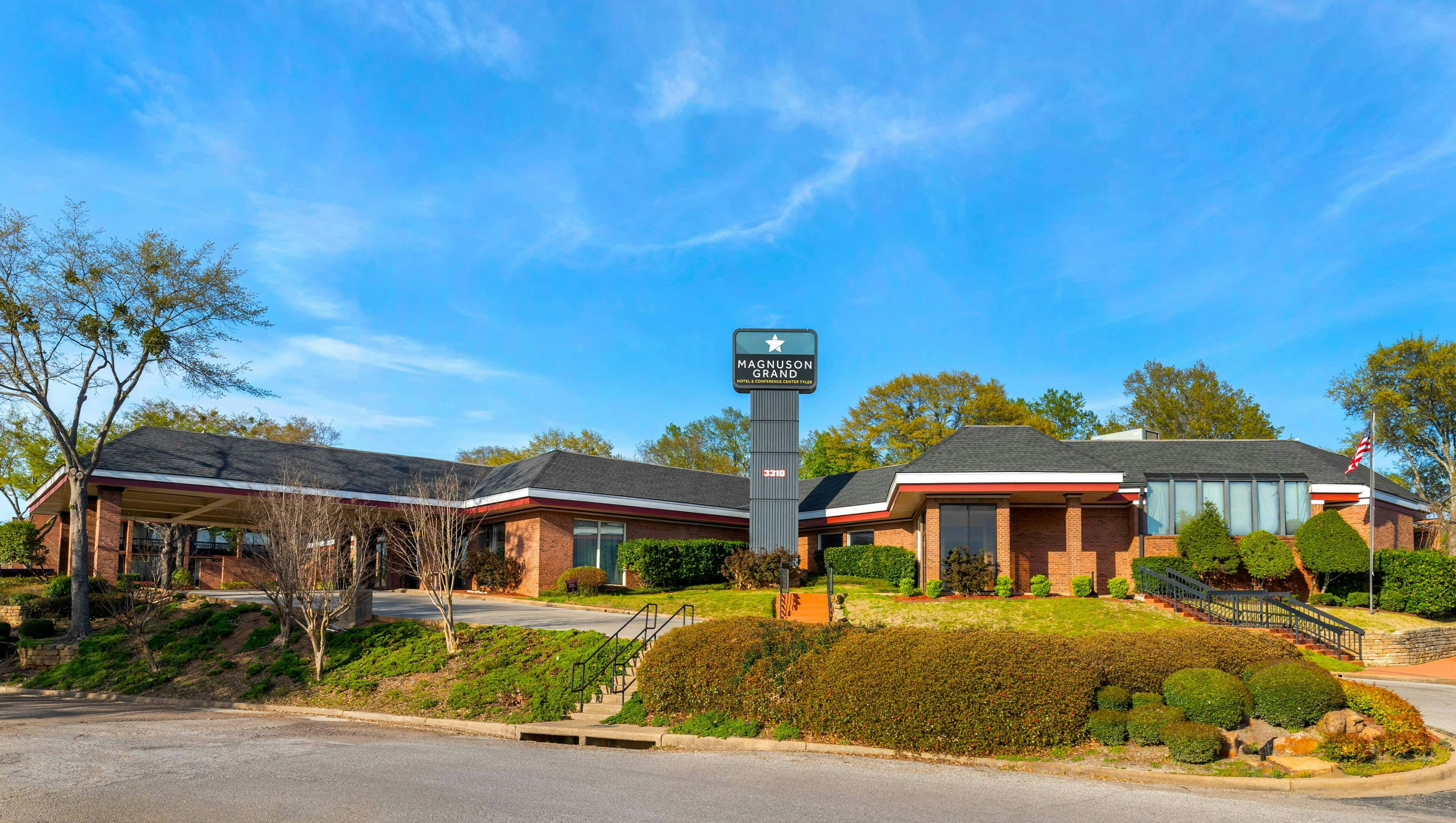 Magnuson Grand Hotel and Conference Center Tyler 1/59