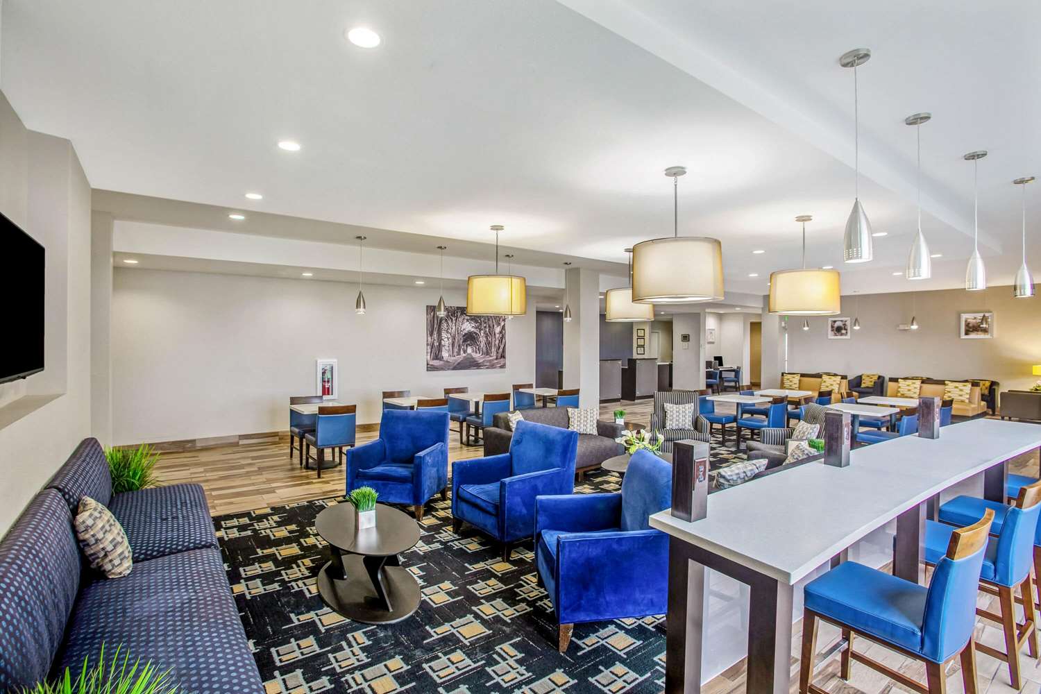 La Quinta Inn and Suites by Wyndham Karnes City - Kenedy 42/58