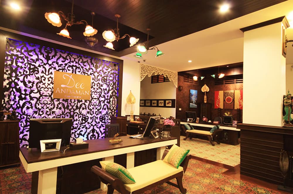 Dee Andaman Hotel 30/34
