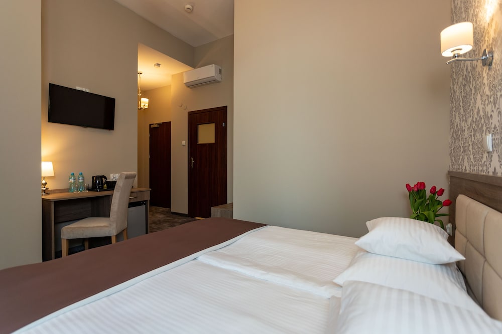Hotel Maximum 17/50