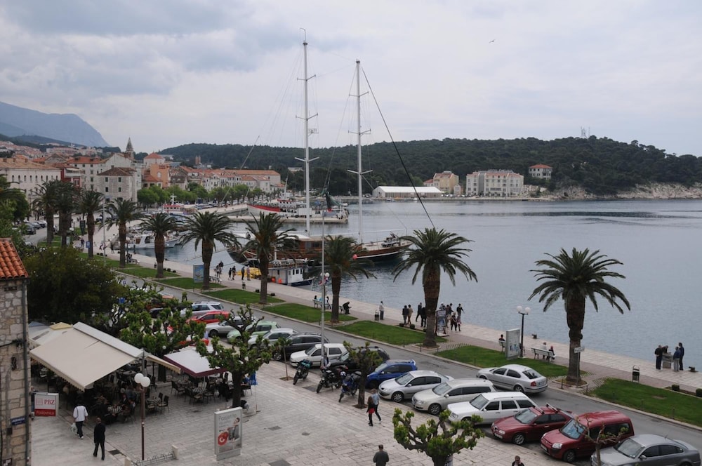 Hotel Biokovo 44/51