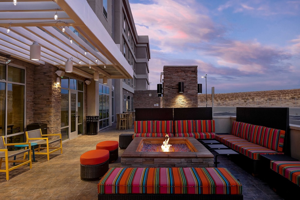 HOME2 SUITES BY HILTON BARSTOW CA in BARSTOW - CA