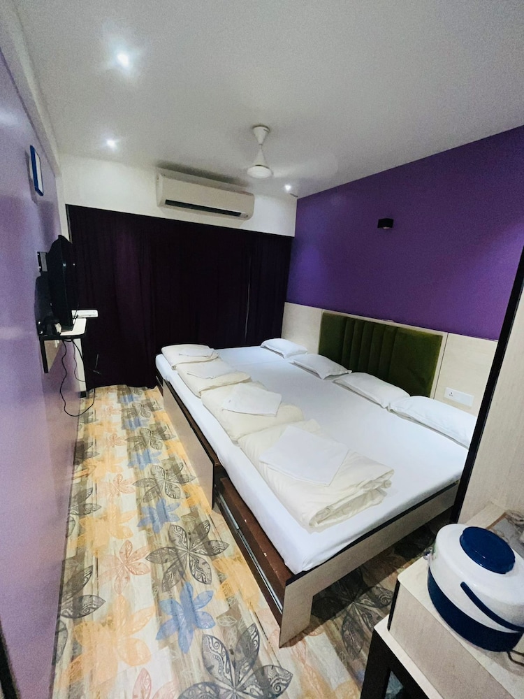 Hotel Madni Royale 17/50