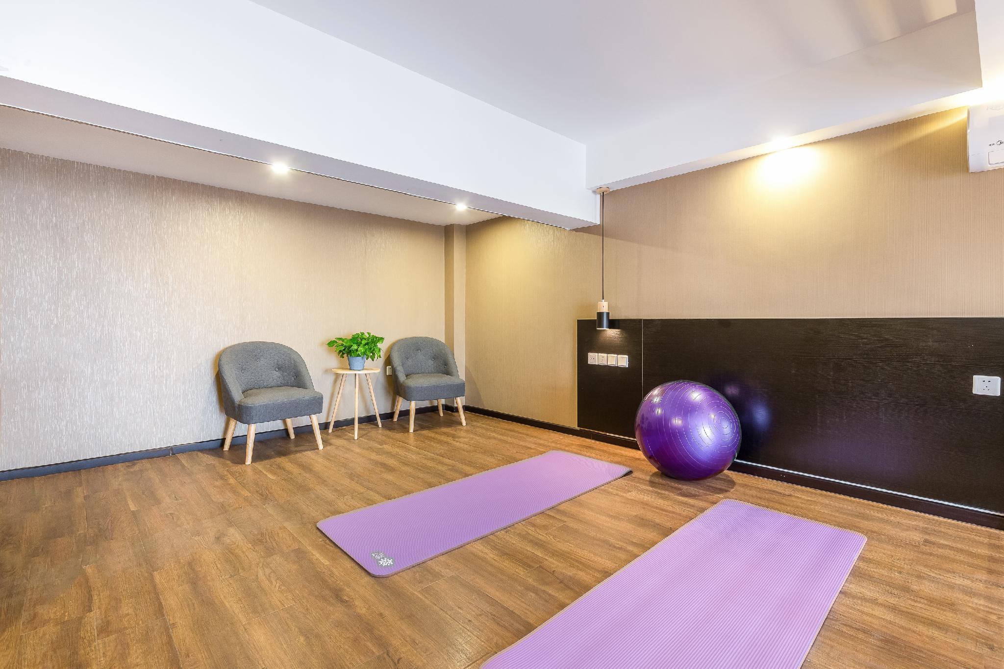 Rezen Select Hotel (Chongqing Guanyinqiao) 37/45