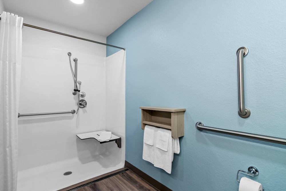 WoodSpring Suites Rogers Bentonville 48/51