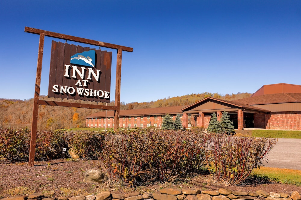 The Inn at Snowshoe 48/54