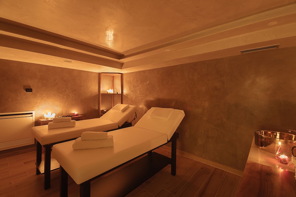 Brilliant Hotel & SPA Golem 27/43