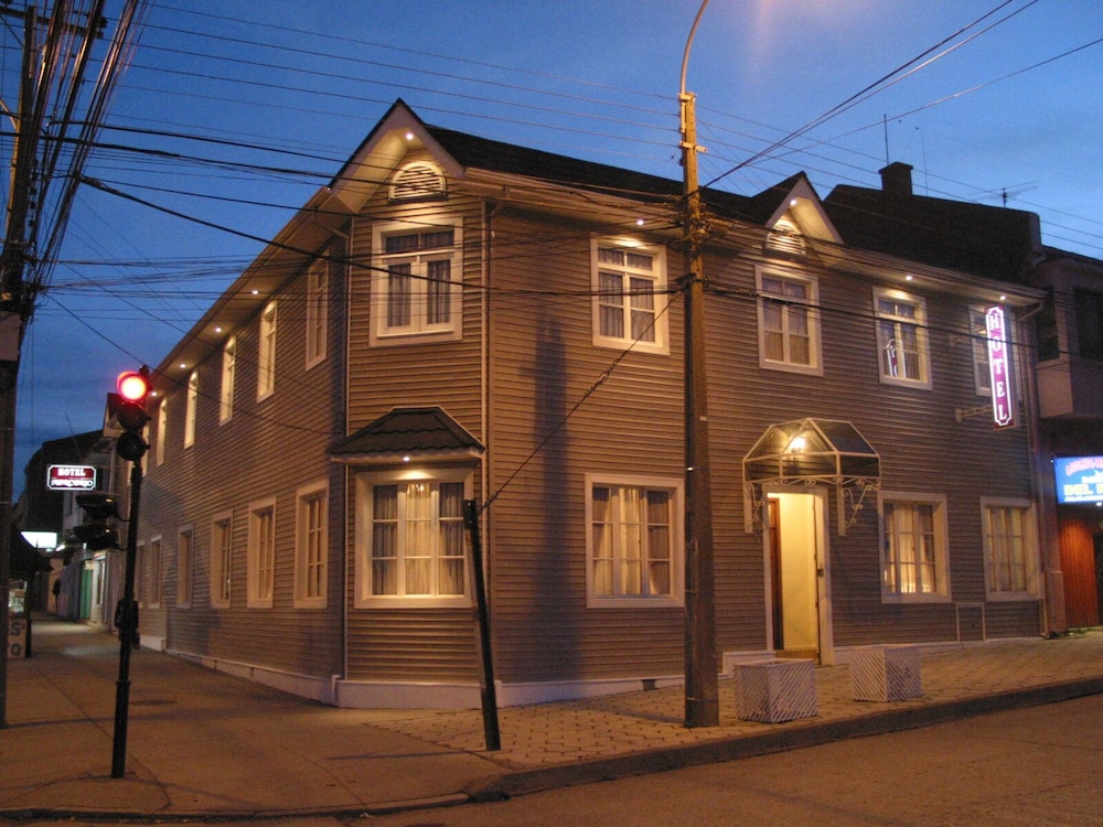 Hotel Mercurio 3/30