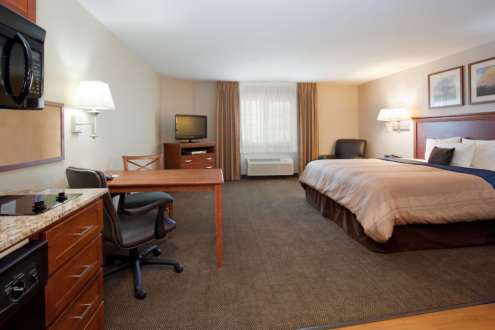 Western Slope Suites 30/59