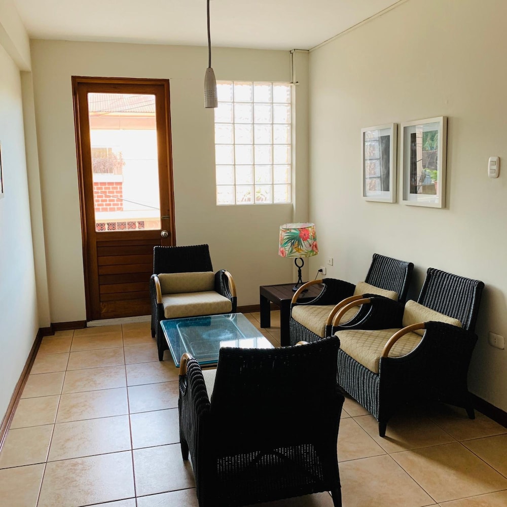 Acosta Hotel 34/55