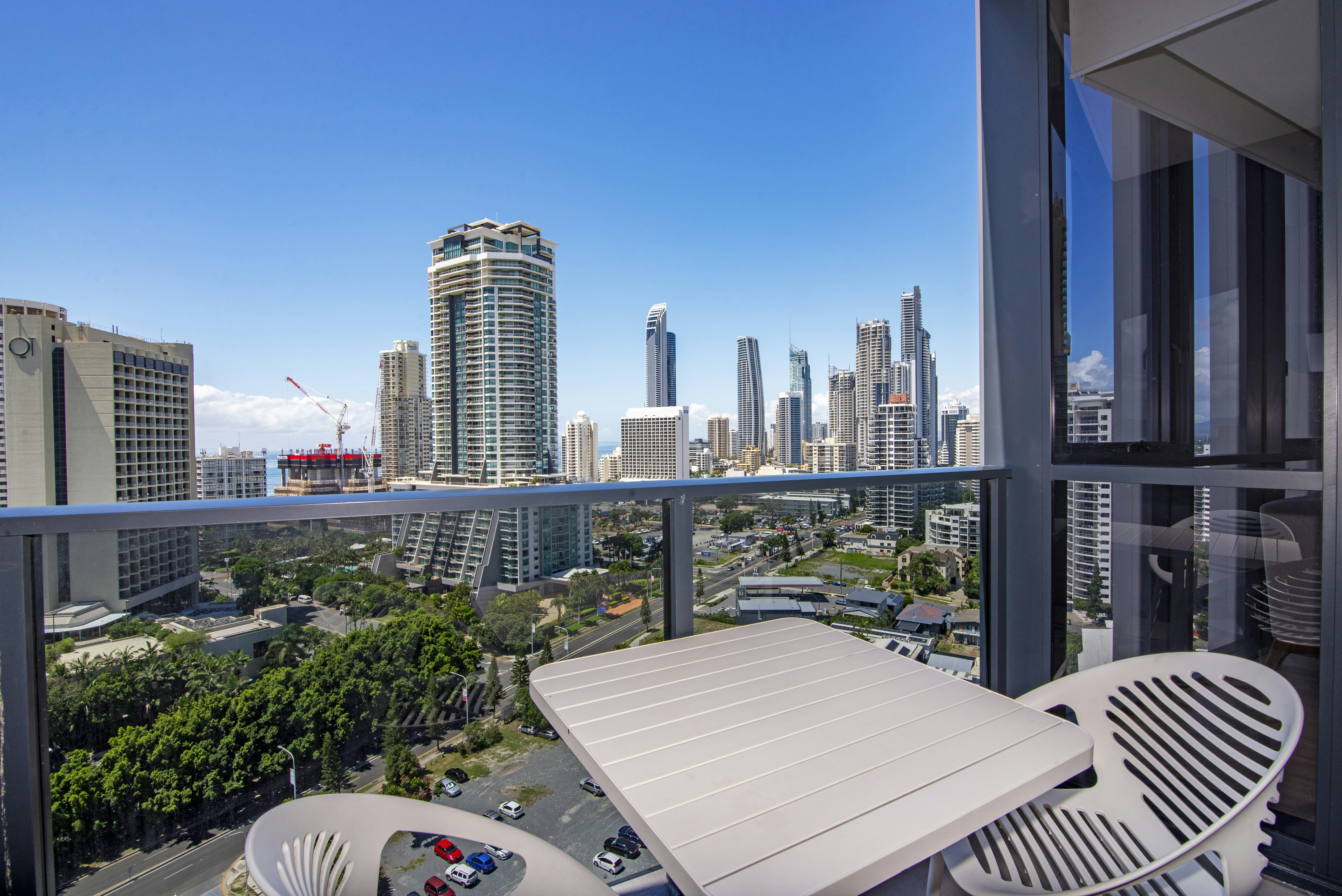 Ruby Gold Coast by CLLIX 63/63