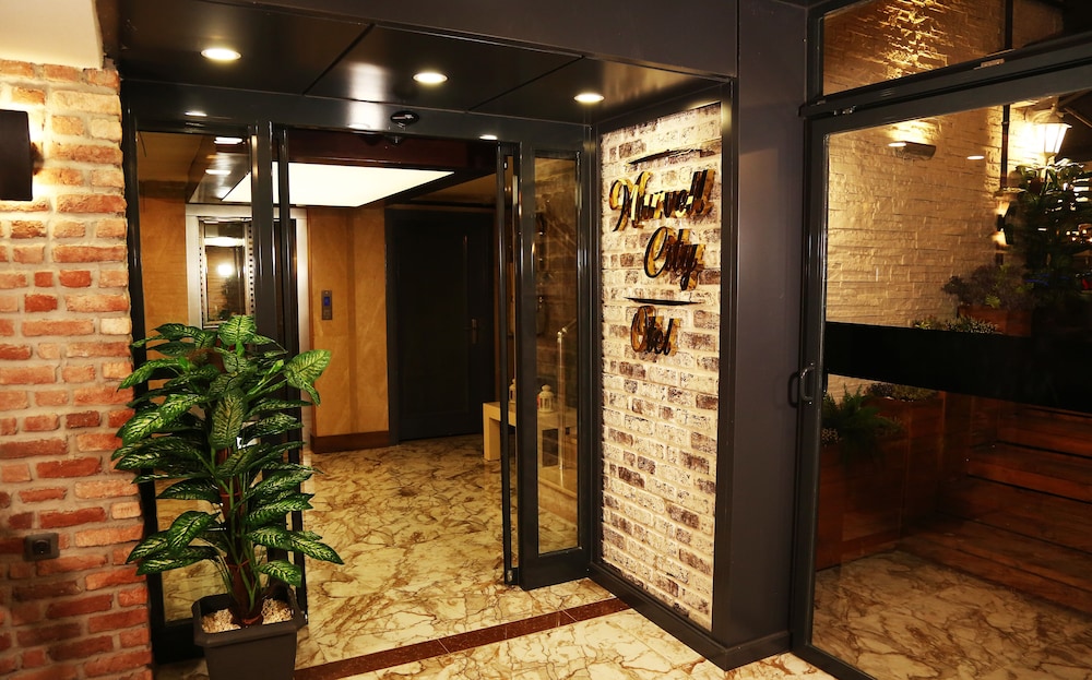 Marvell City Otel 7/33