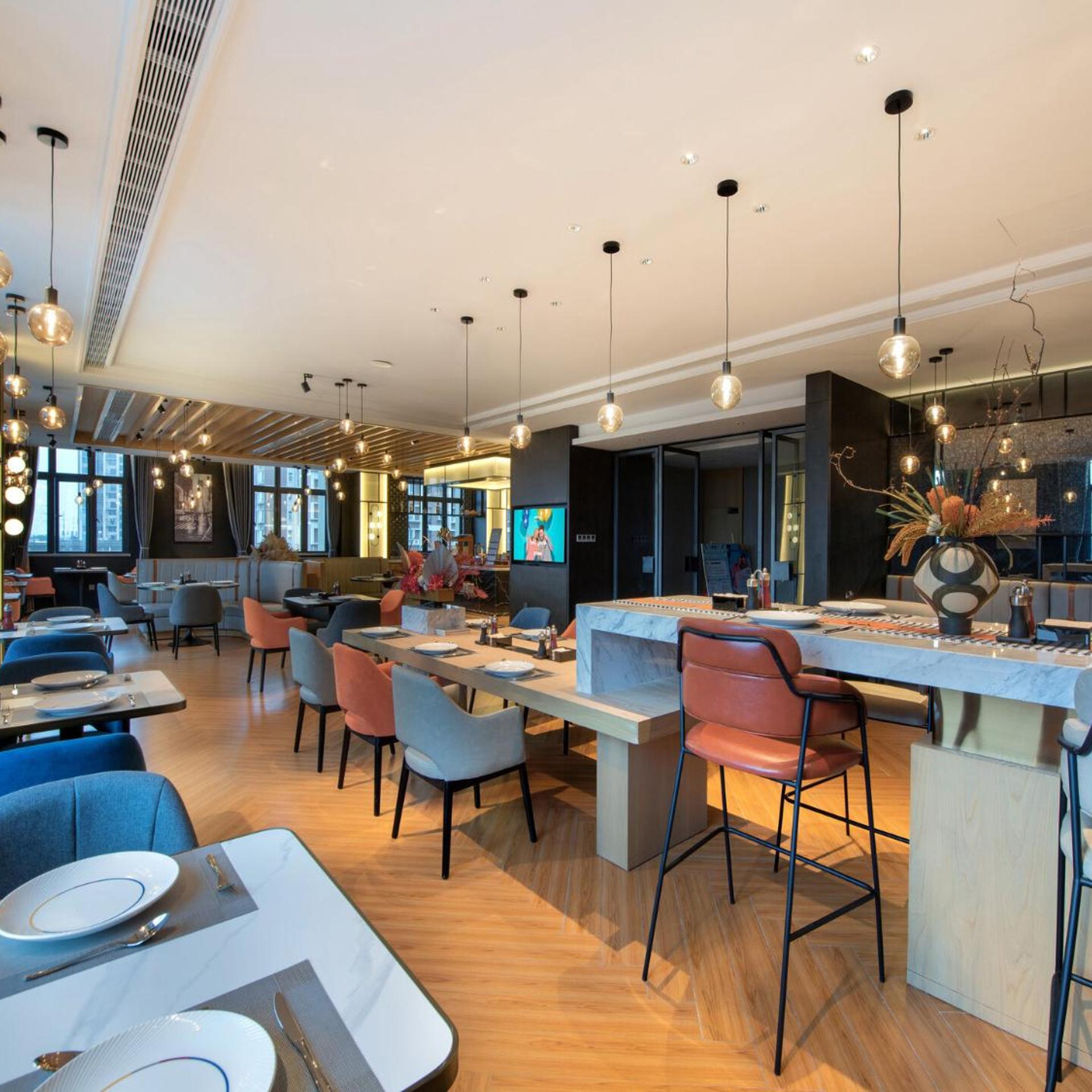 Park inn by Radisson Hotel 50/58