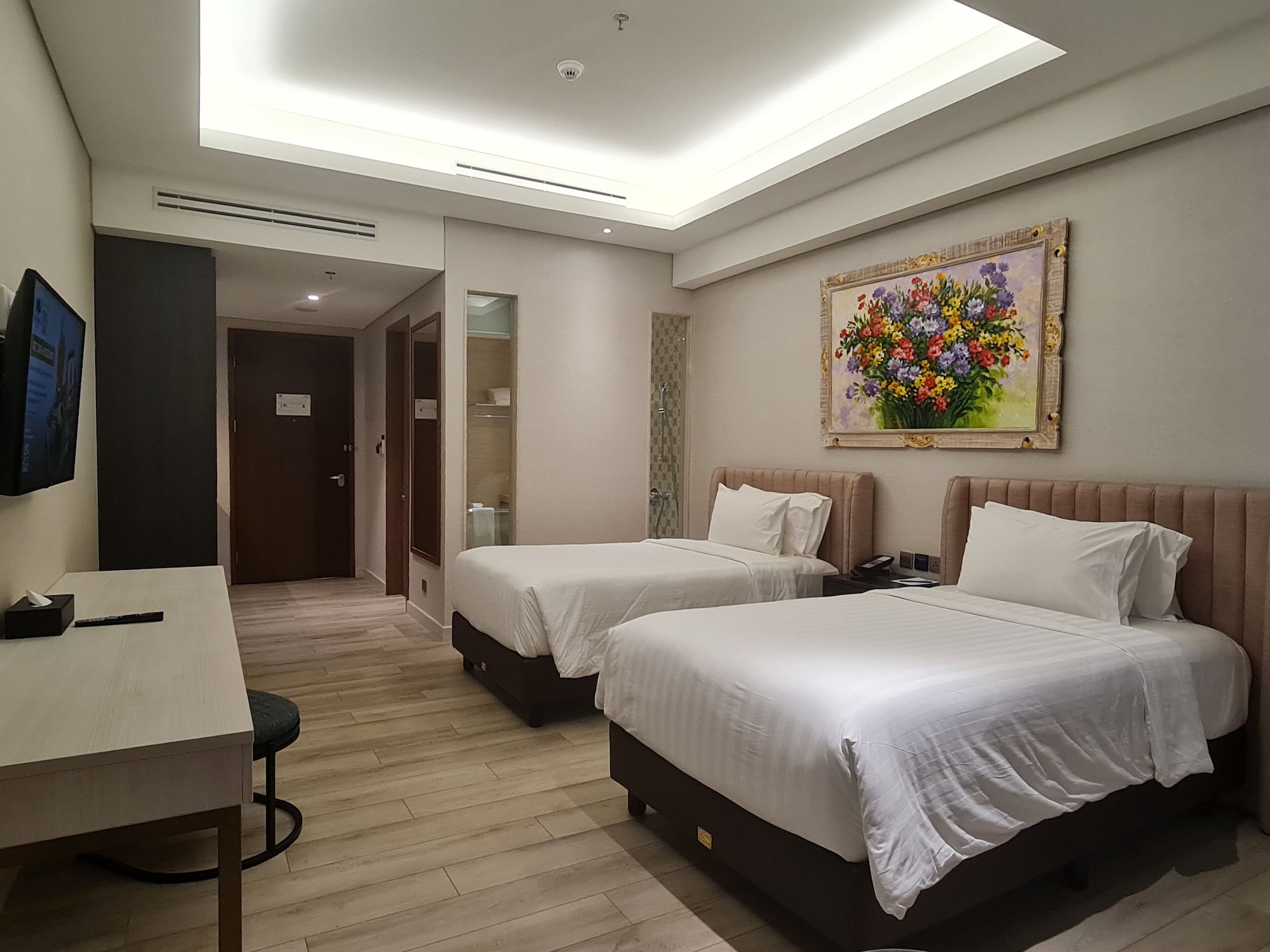 Superior, Twin Beds