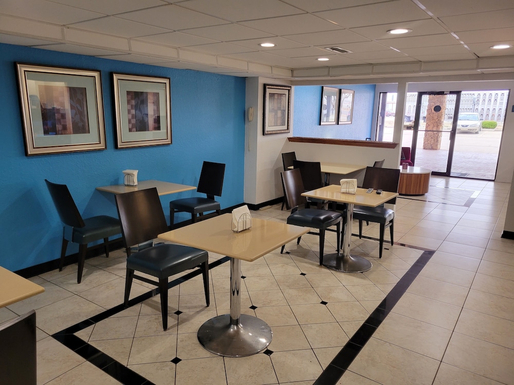 Days Inn by Wyndham Woodward OK 21/24