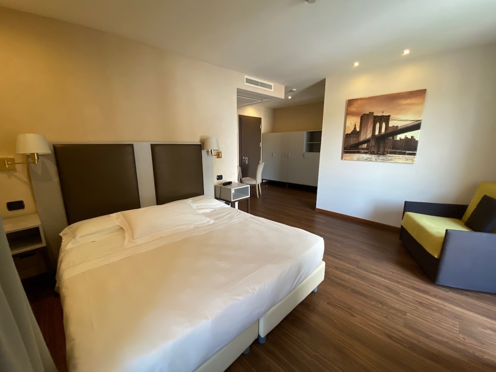 Tripoli 14/56