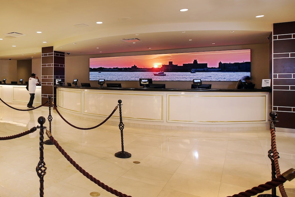 Tropicana Atlantic City - A Caesars Rewards Destination 7/59