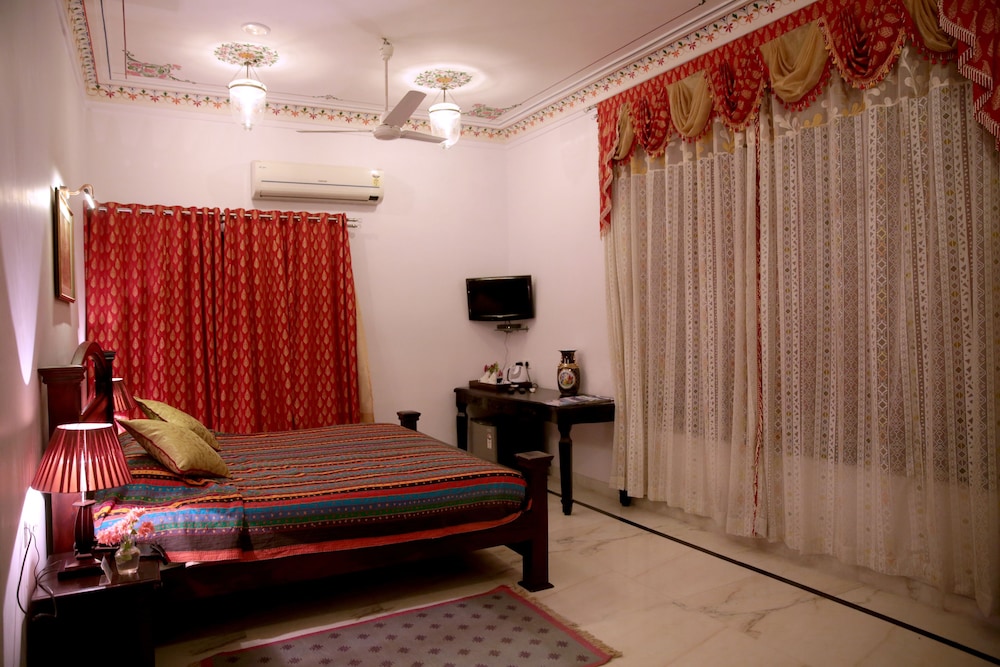 Panna Vilas 27/64
