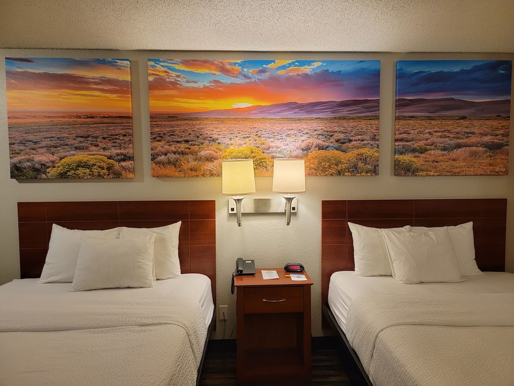 Days Inn By Wyndham Tucumcari 8/52