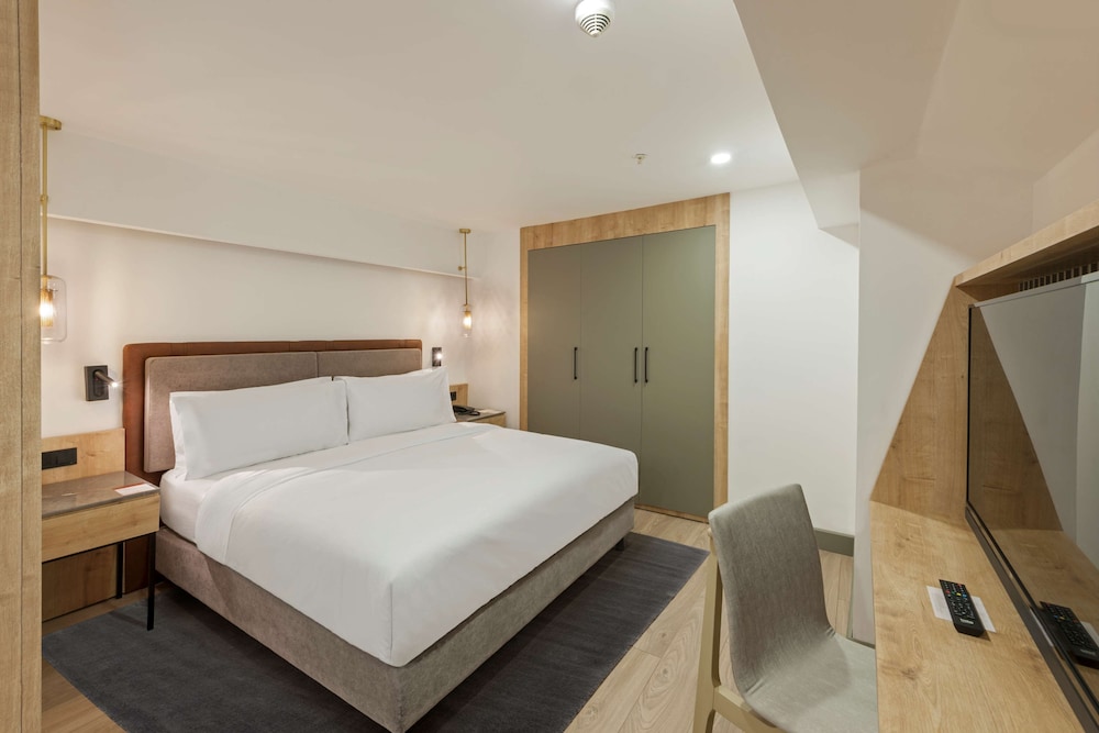 جناح دوبلكس عائلي بسريرين كينج، DoubleTree by Hilton Antalya-Kemer All-Inclusive Resort 2/6