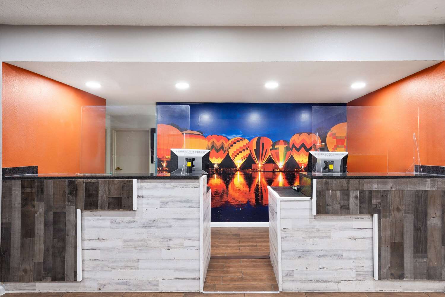 MainStay Suites Decatur River City 5/43