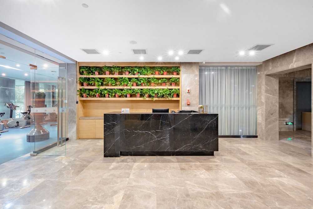 Novotel Huashan 4/50