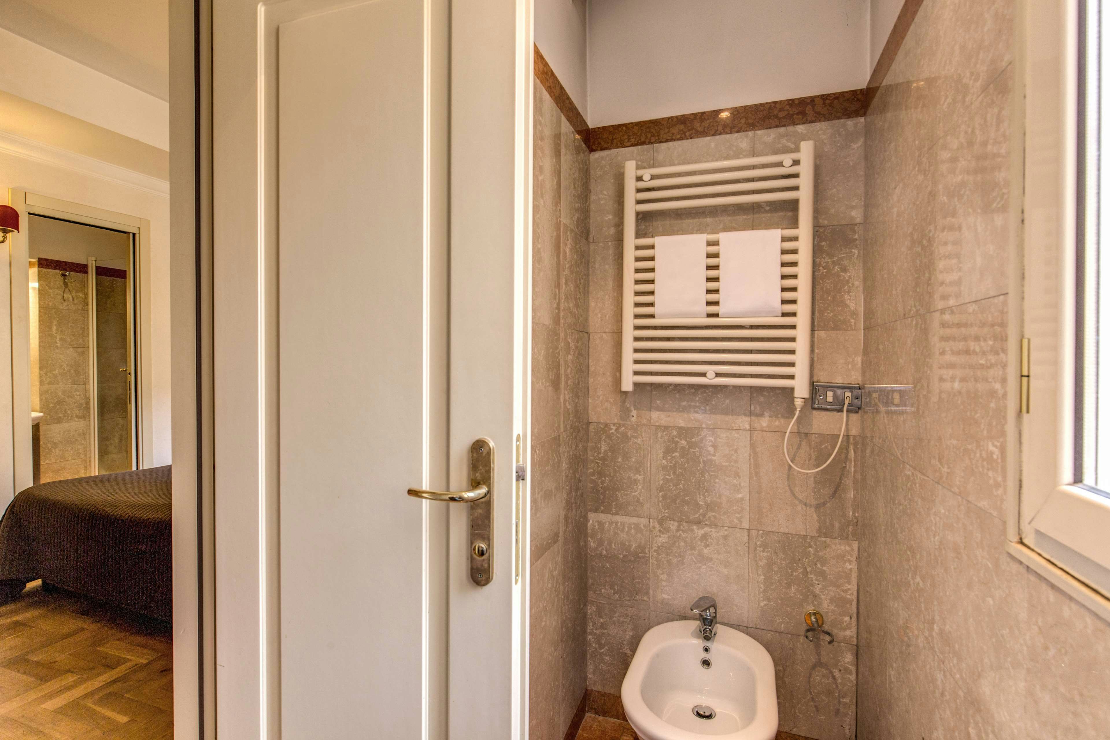 Hotel Cinquantatre 28/29