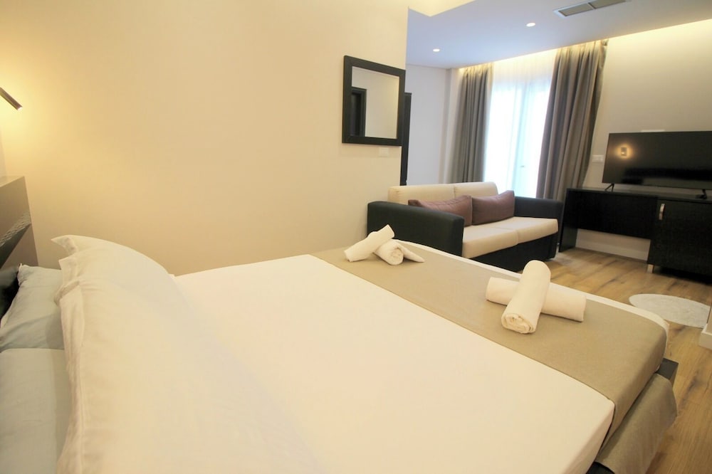 Hotel Strora 26/50