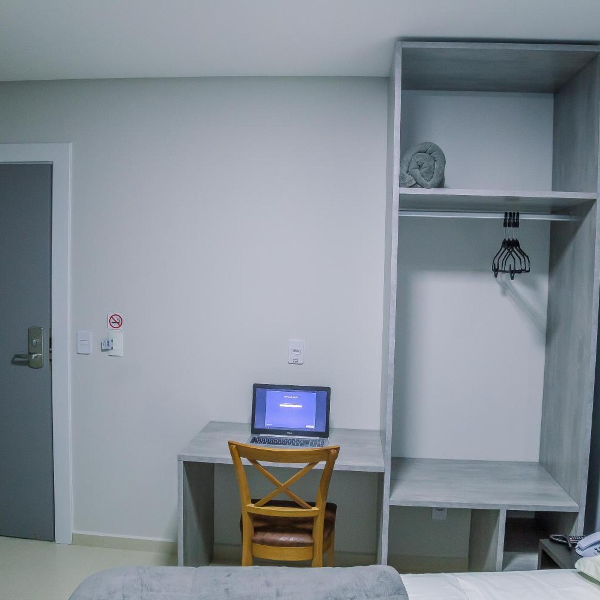 Hotel Prime Executive 9/42