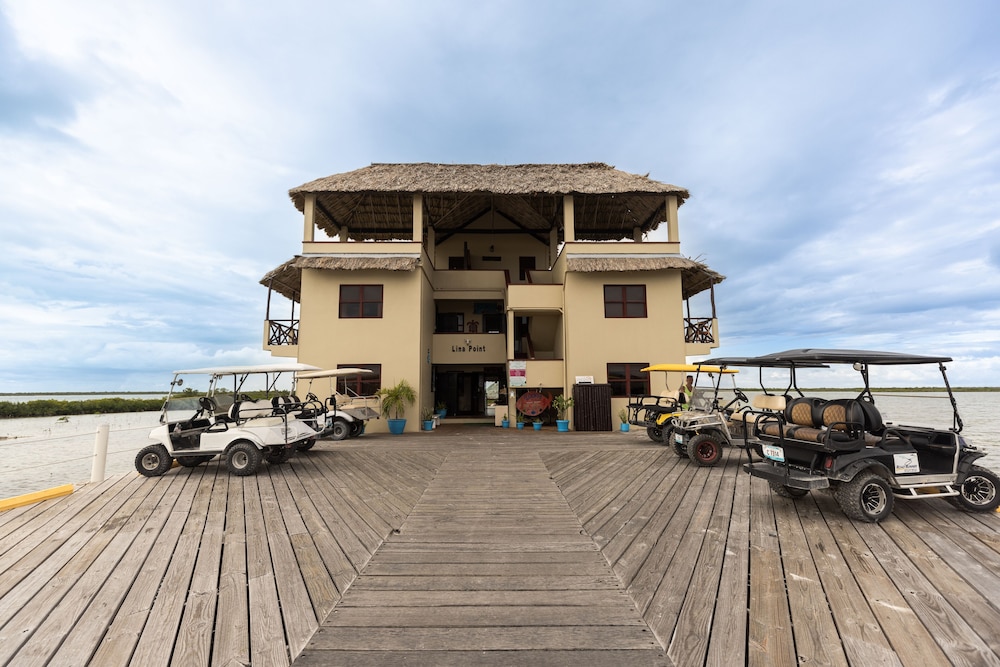 Lina Point Belize Overwater Resort 3/78