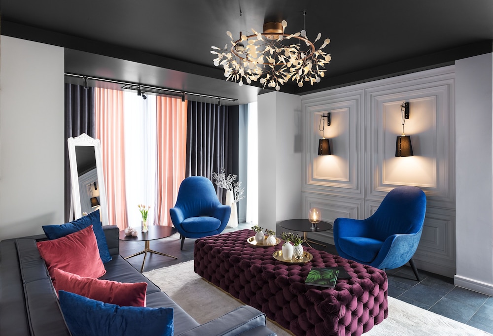 Del Corso Hotel 57/71