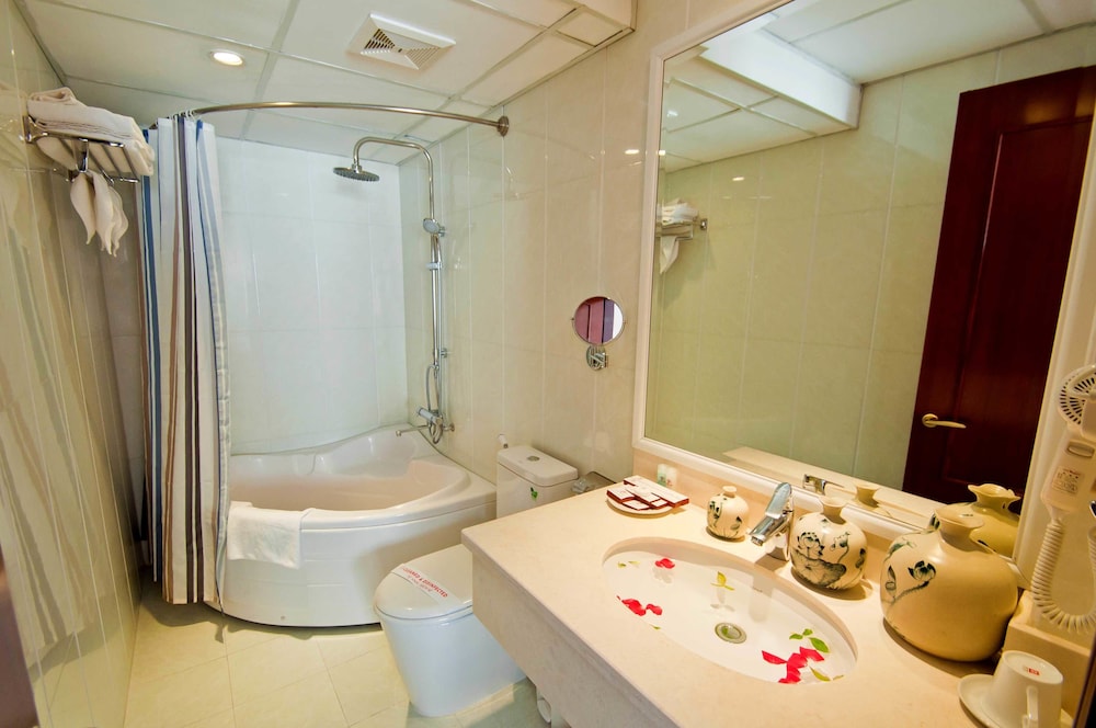 La Beaute de Hanoi Hotel 29/30