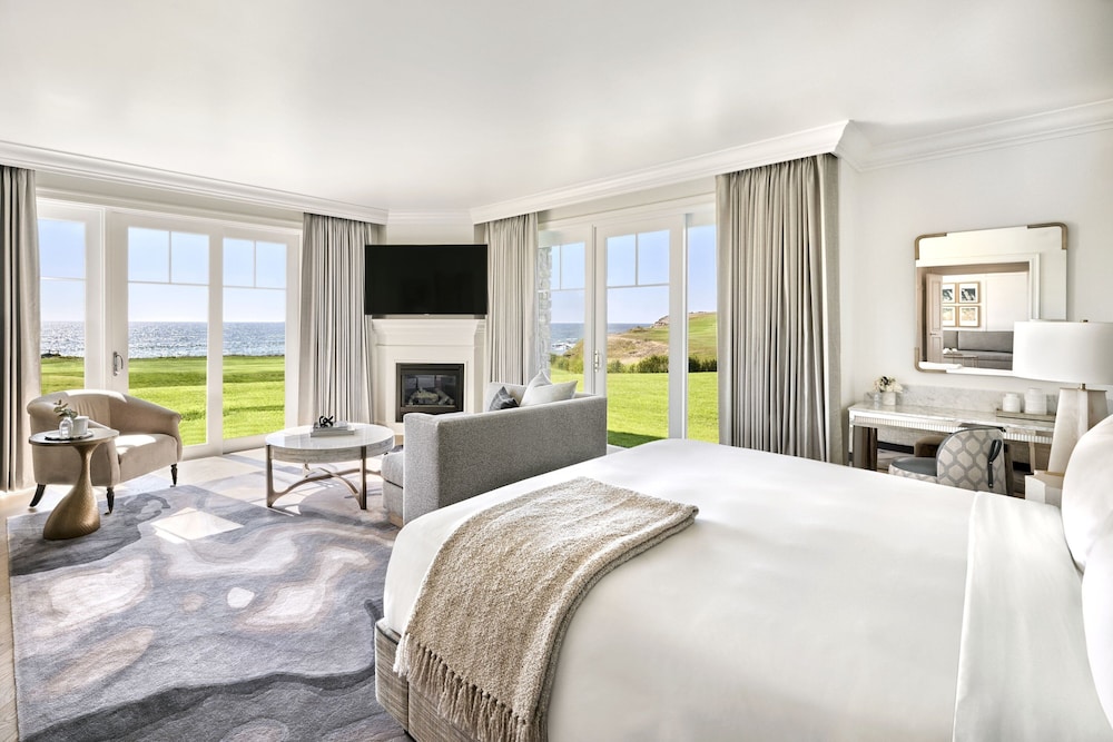 جناح فاخر بسرير مزدوج بغرفة نوم واحدة لذوي الإعاقة، The Ritz Carlton Half Moon Bay 2/3