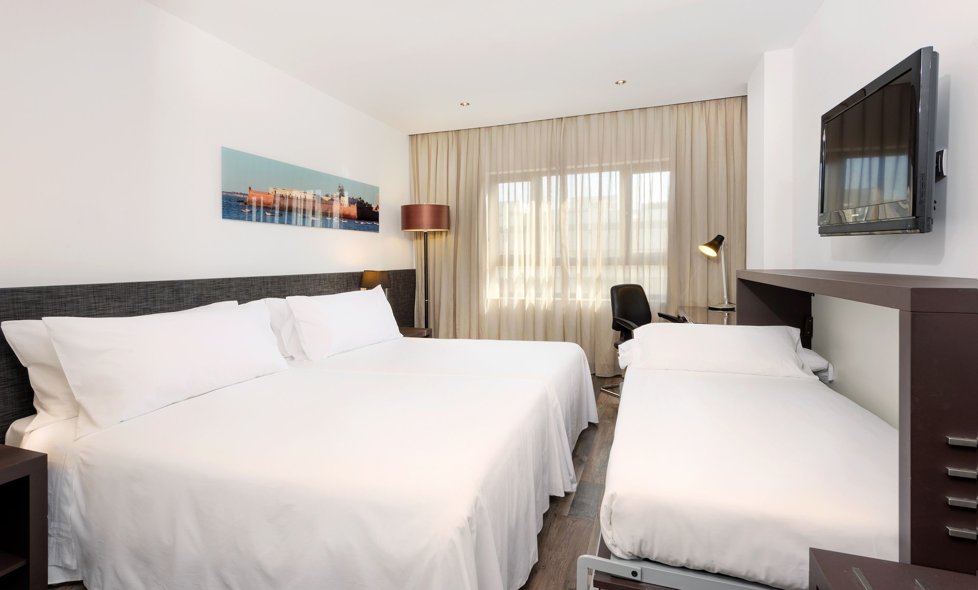 Room, Triple, 1 Double and 1 Single Bed