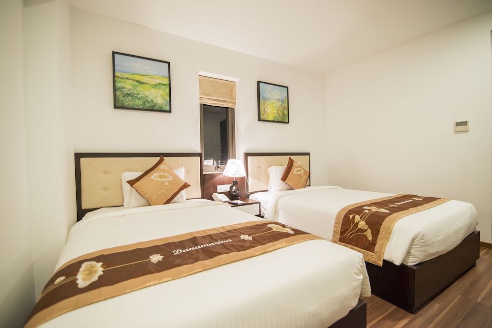 Dana Marina Hotel 34/65