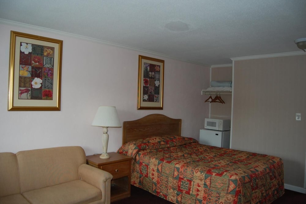 Sea Breeze Inn Ocean City 18/24